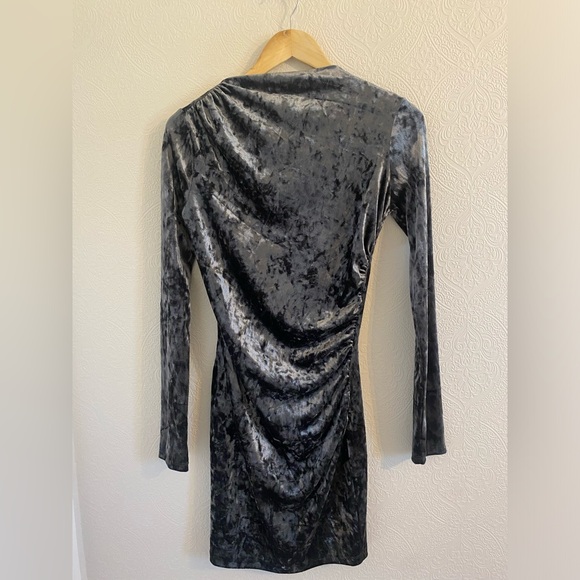 H&M Dress - long sleeve, ruched, mini, crushed velvet - XS - Picture 4 of 6